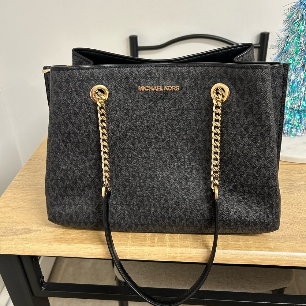 Michael Kors Black Shoulder Bag with Gold Chain
